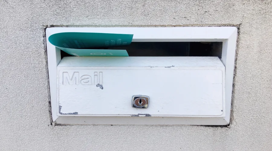 replace-a-mailbox-lock-in-under-five-minutes